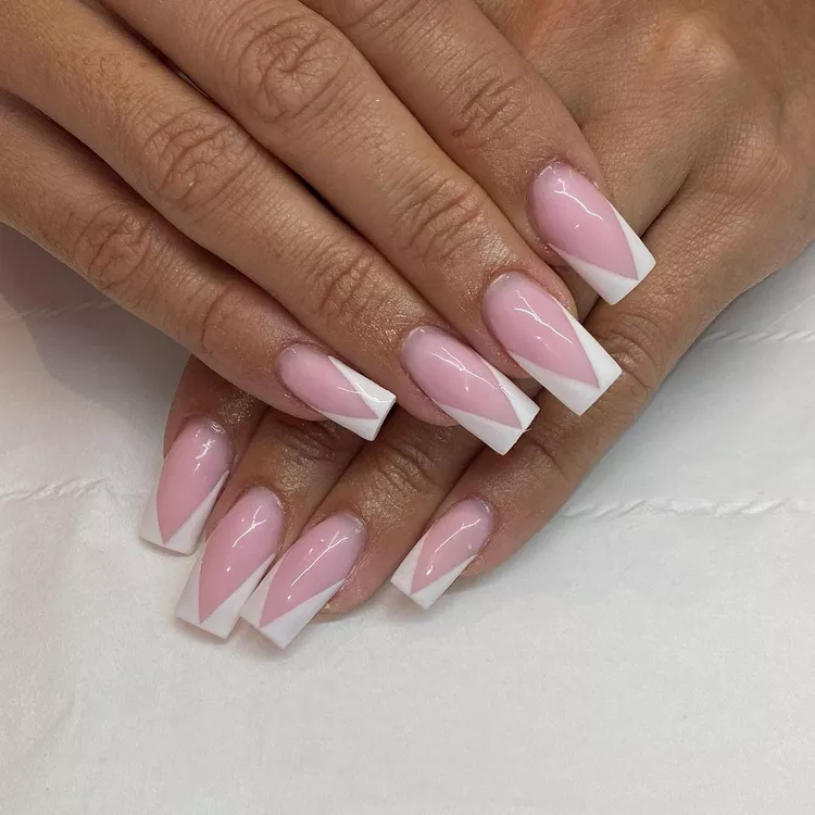 Floral Short Nail Ideas for Spring 2025