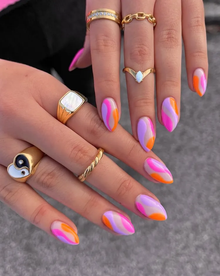 Floral Short Nail Ideas for Spring 2025