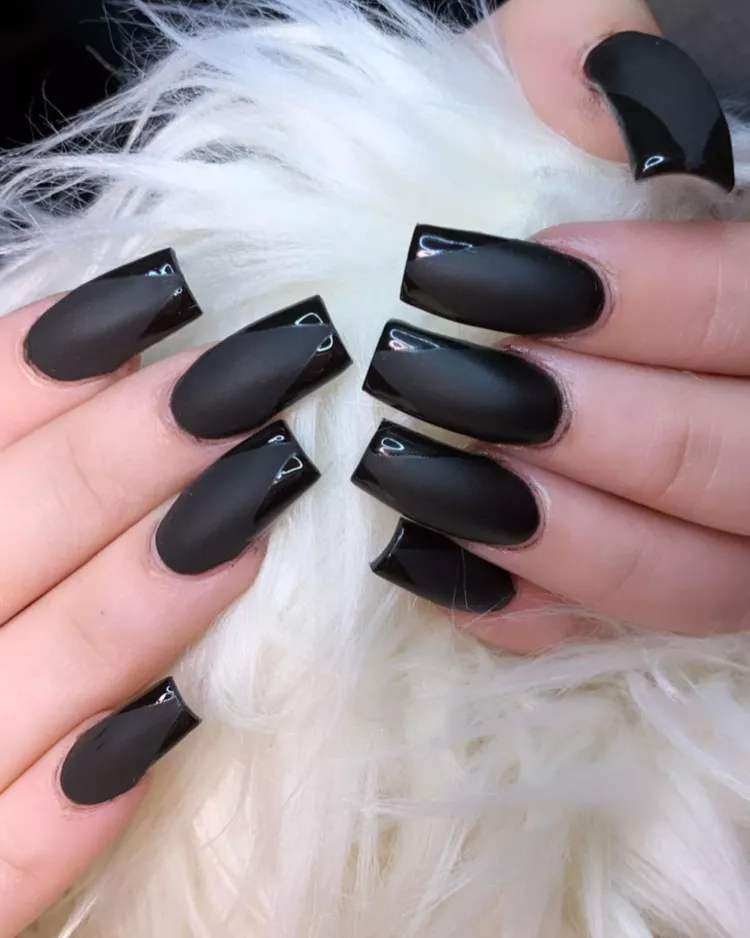 Floral Short Nail Ideas for Spring 2025