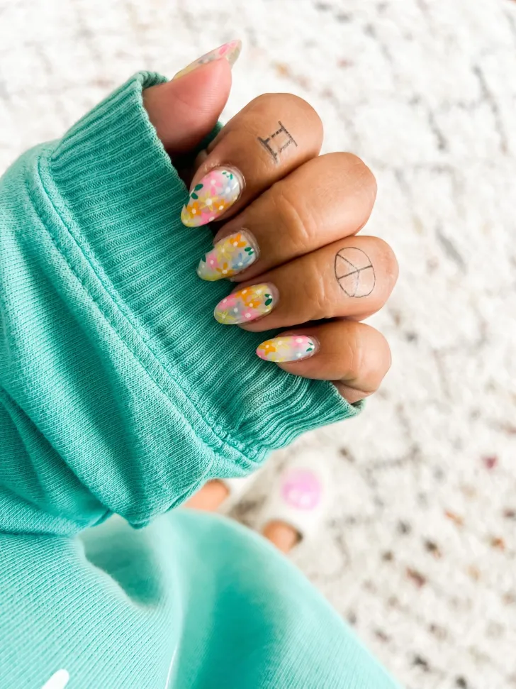 Lilac and Lavender Nail Colors for Spring
