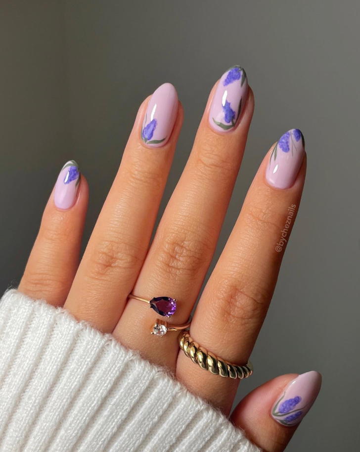 Trending Green Nail Colors for Spring