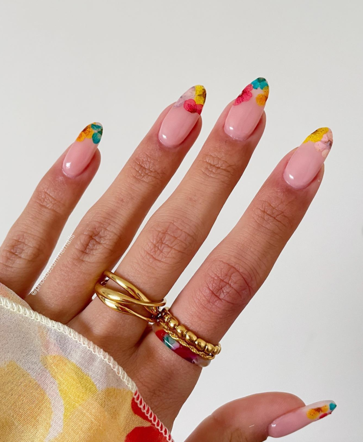 Trending Green Nail Colors for Spring