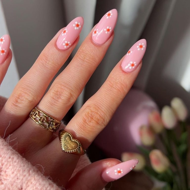 Soft Pink Nail Shades Perfect for Spring