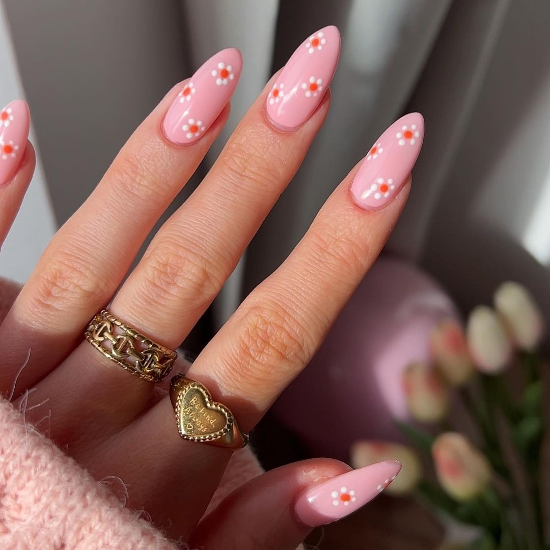 Soft Pink Nail Shades Perfect for Spring