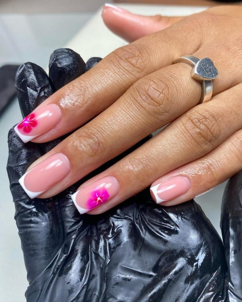 Elegant Spring Nail Designs for Weddings