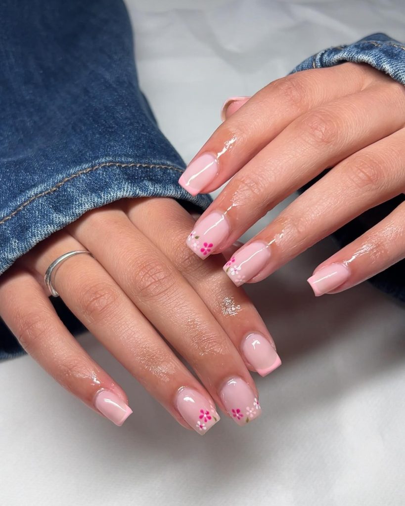 Short Nail Designs For 2025