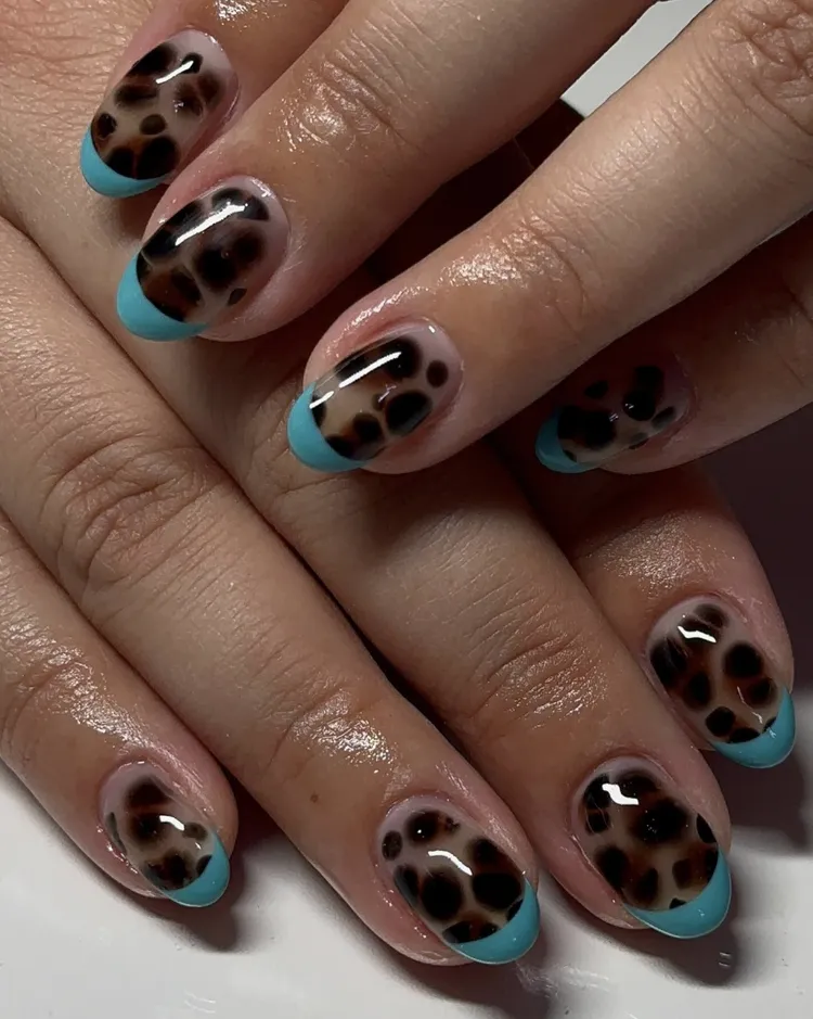 Peach Toned Spring Nail Ideas