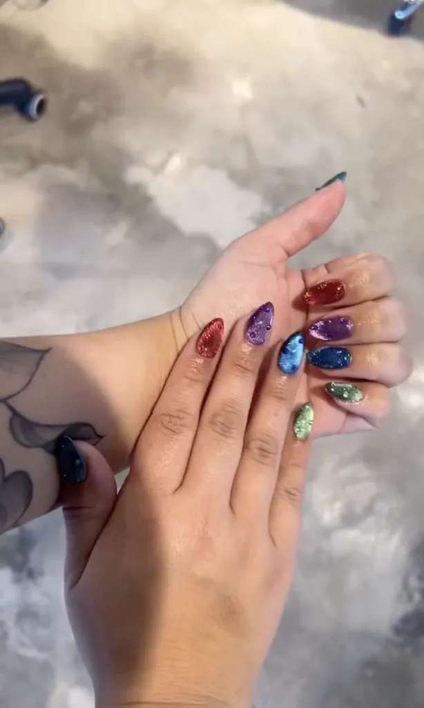Peach Toned Spring Nail Ideas