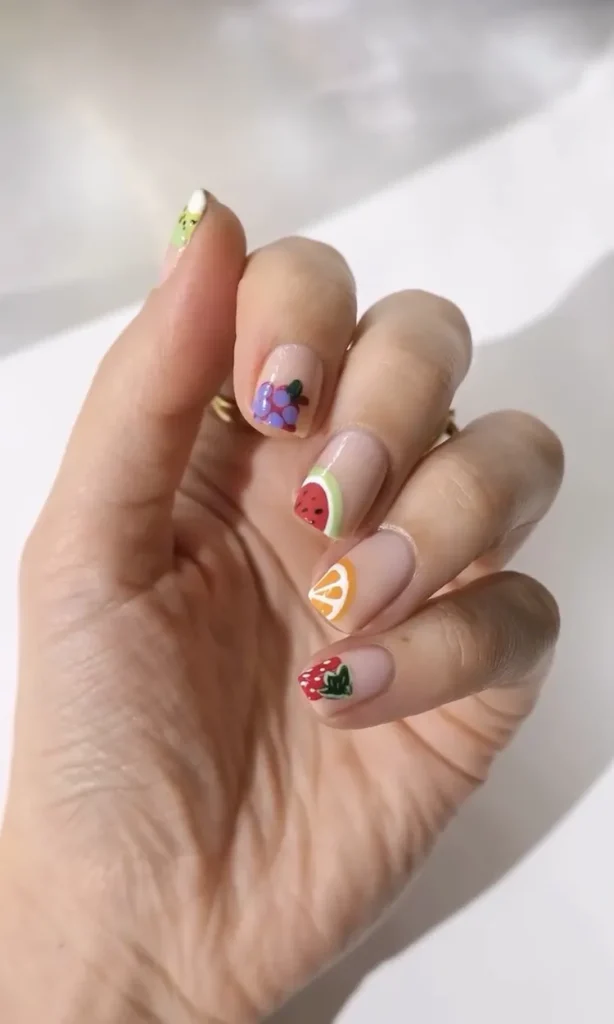 Sage Green Spring Nail Designs
