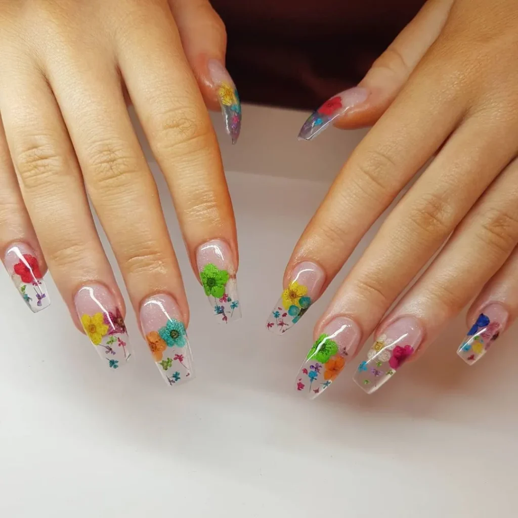 Swirl Nail Art for Spring Vibes