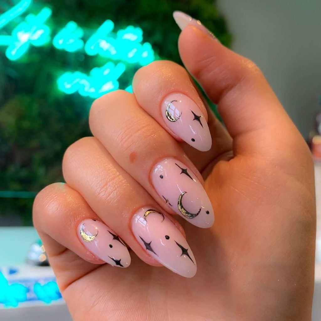 Halloween Nail Ideas