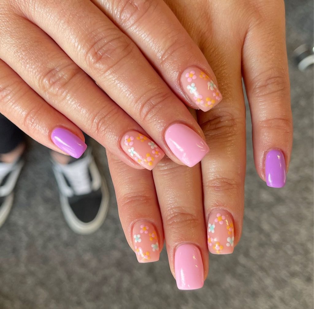 Floral Accent Nail Design for Spring