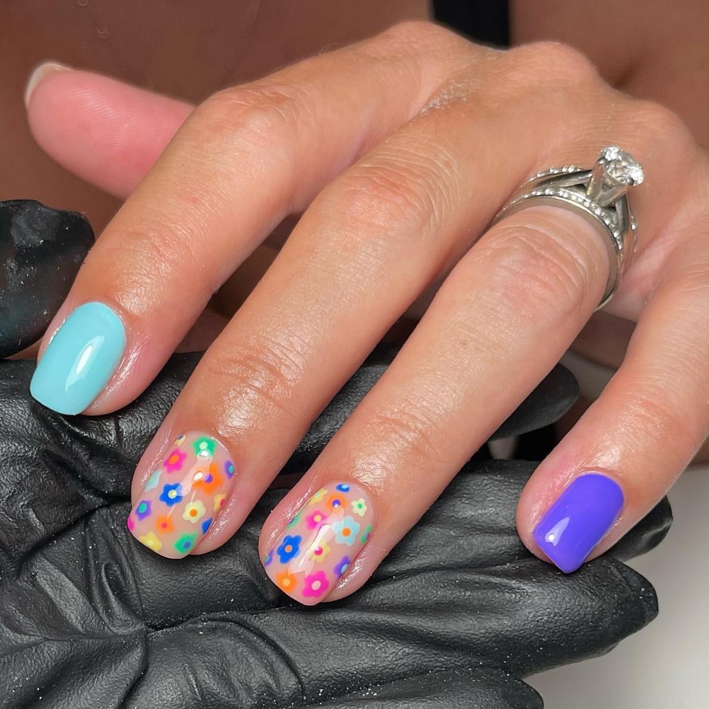 Floral Accent Nail Design for Spring