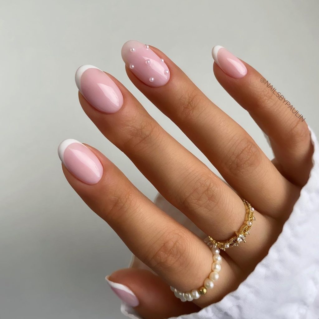Floral Accent Nail Design for Spring