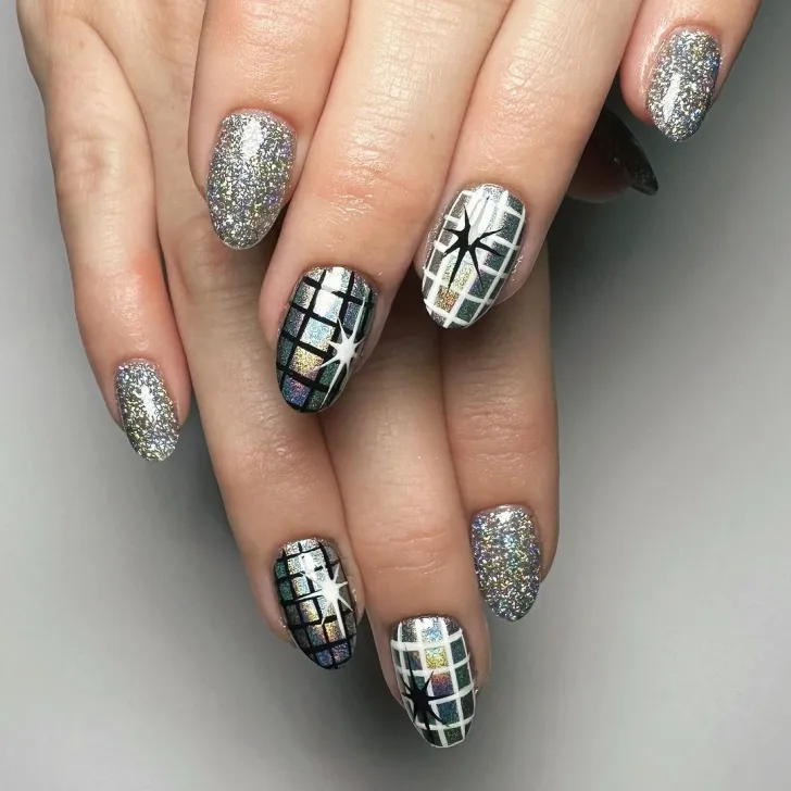 Cute New Years Nails Ideas