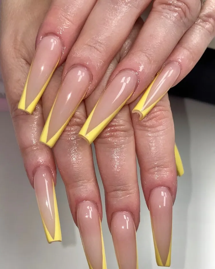 Retro Spring Nail Design Styles